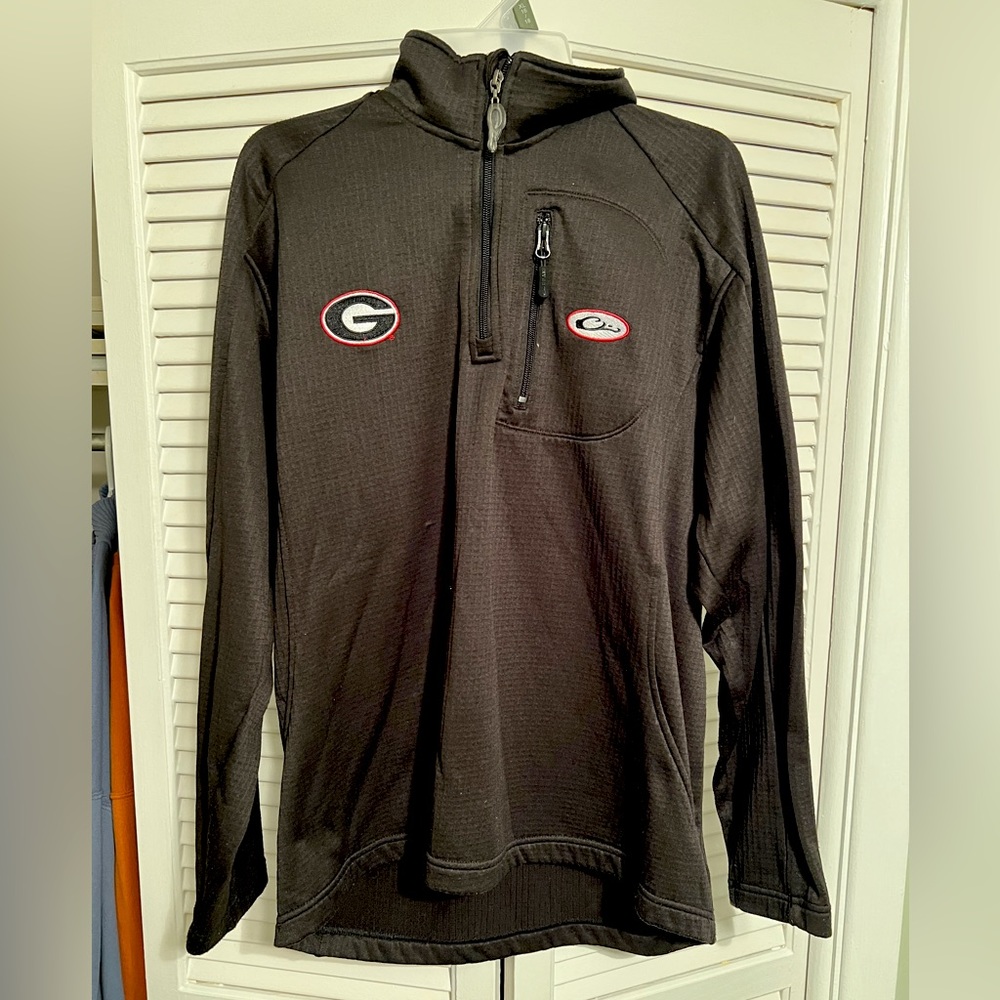 UGA Drake Pullover. Adult Medium. Like new condition.